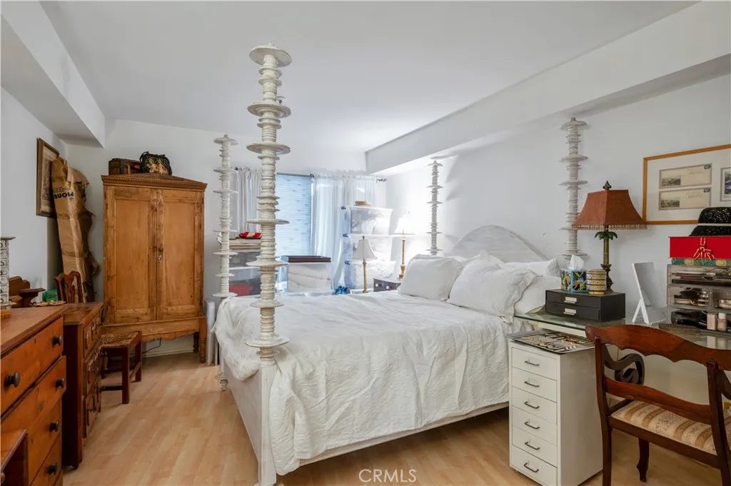 565 Esplanade 202, Redondo Beach, California 90277 home-pic-18