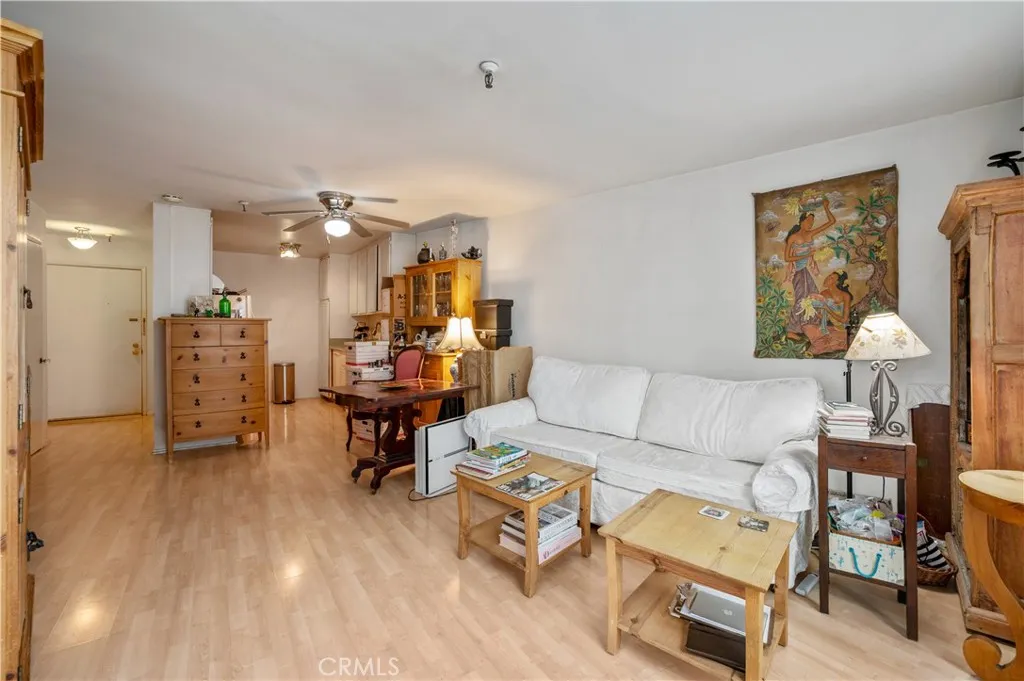 565 Esplanade 202, Redondo Beach, California 90277 home-pic-12