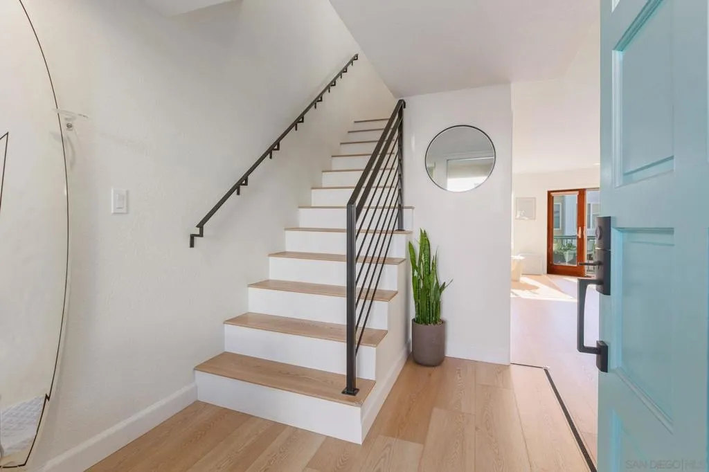2140 Orinda Dr E, Cardiff By The Sea, California 92007 home-pic-11