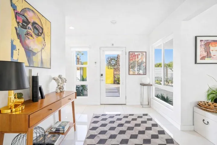 8F552D25-712B-4F76-BA8E-3DCED6162E27