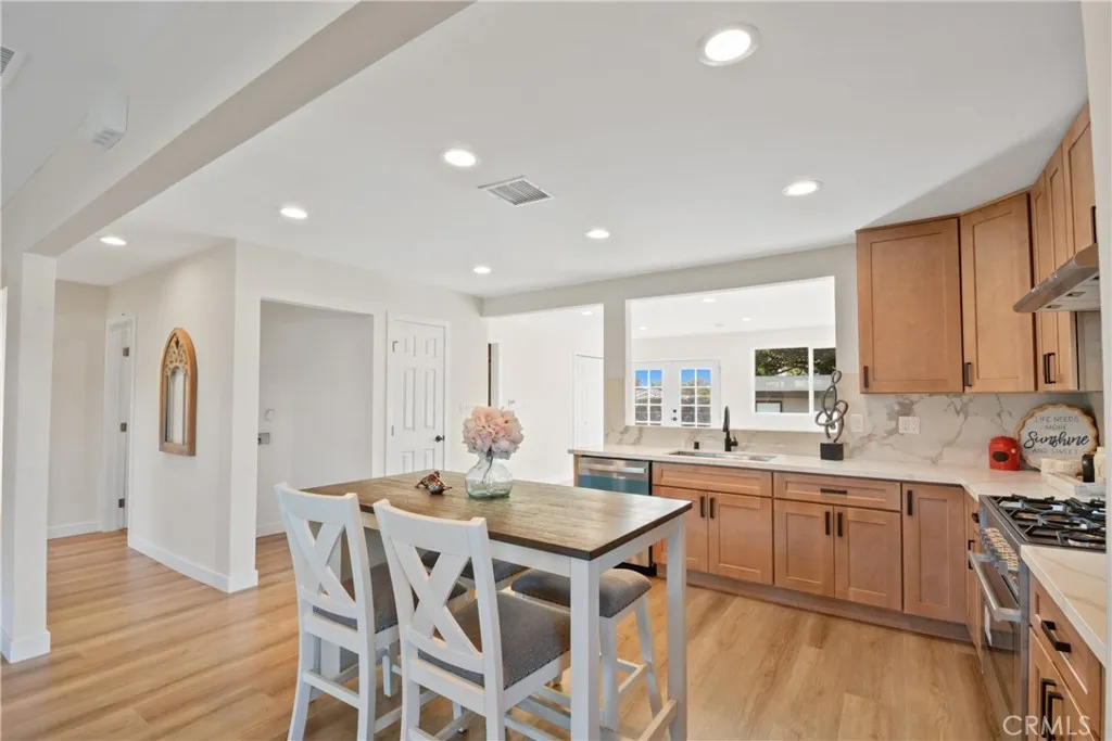 223 N Lark Ellen, West Covina, California 91791 home-pic-12