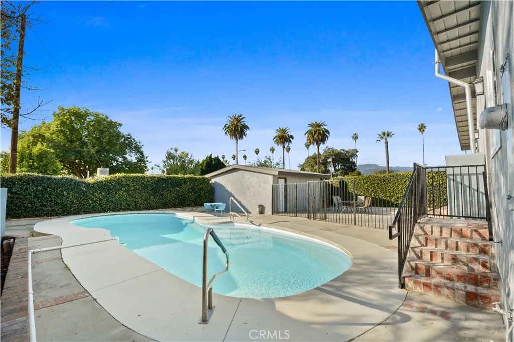 223 N Lark Ellen, West Covina, California 91791 home-pic-29