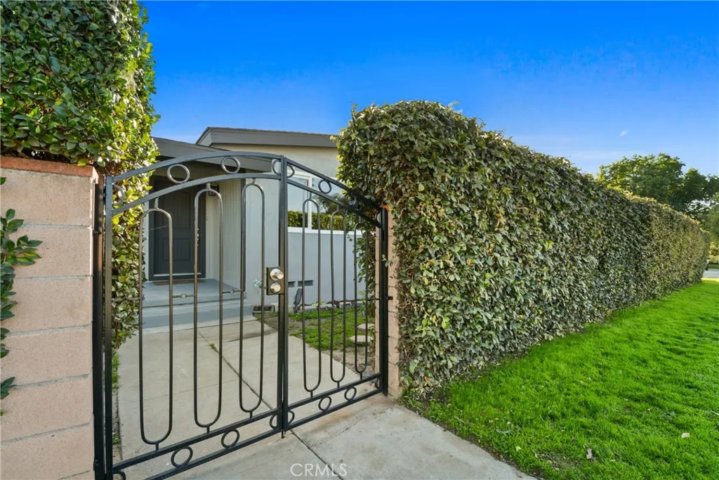 223 N Lark Ellen, West Covina, California 91791 home-pic-3