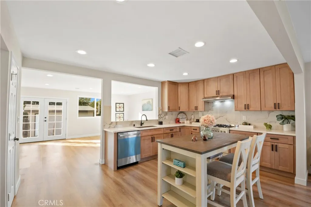 223 N Lark Ellen, West Covina, California 91791 home-pic-9