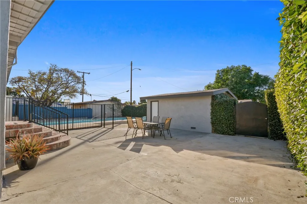 223 N Lark Ellen, West Covina, California 91791 home-pic-26