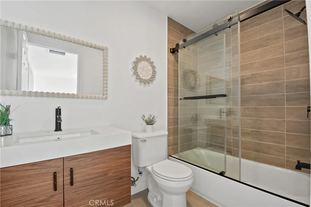 223 N Lark Ellen, West Covina, California 91791 home-pic-15