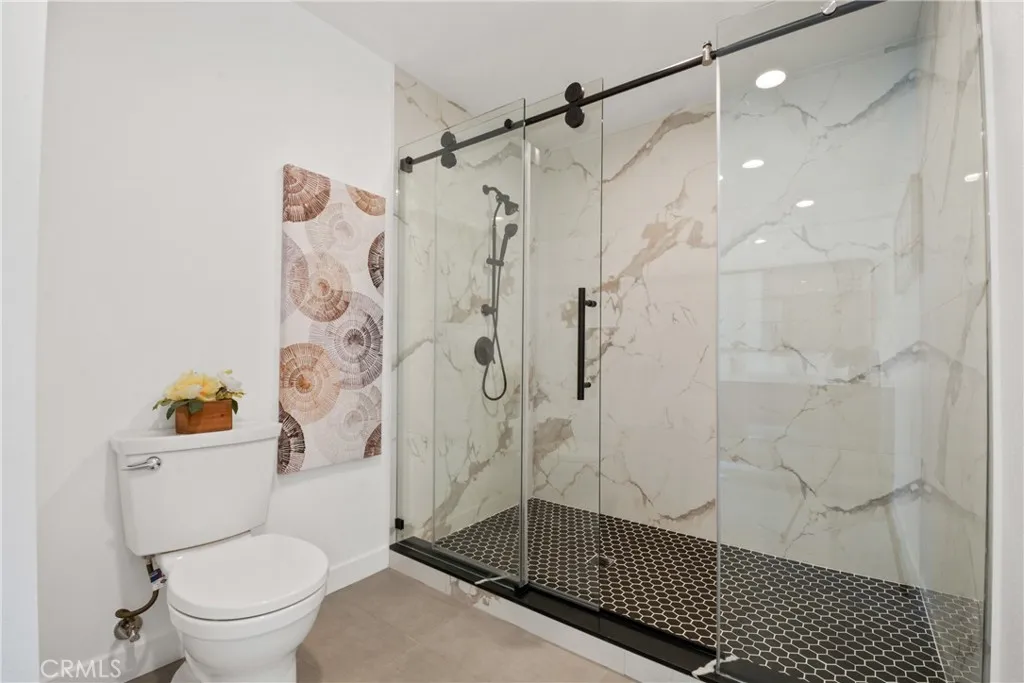 223 N Lark Ellen, West Covina, California 91791 home-pic-19