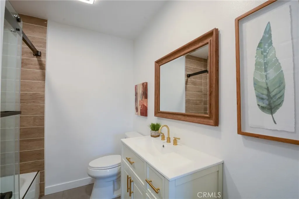 223 N Lark Ellen, West Covina, California 91791 home-pic-22