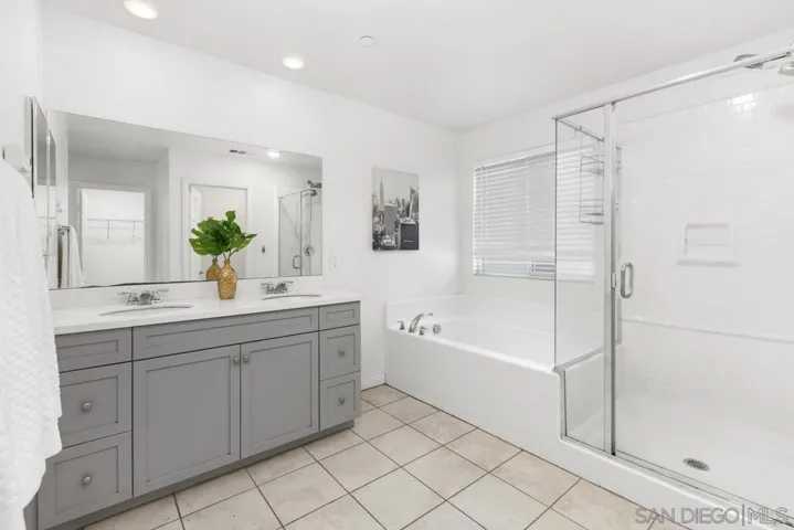 8612 Arlington Way, Santee, California 92071