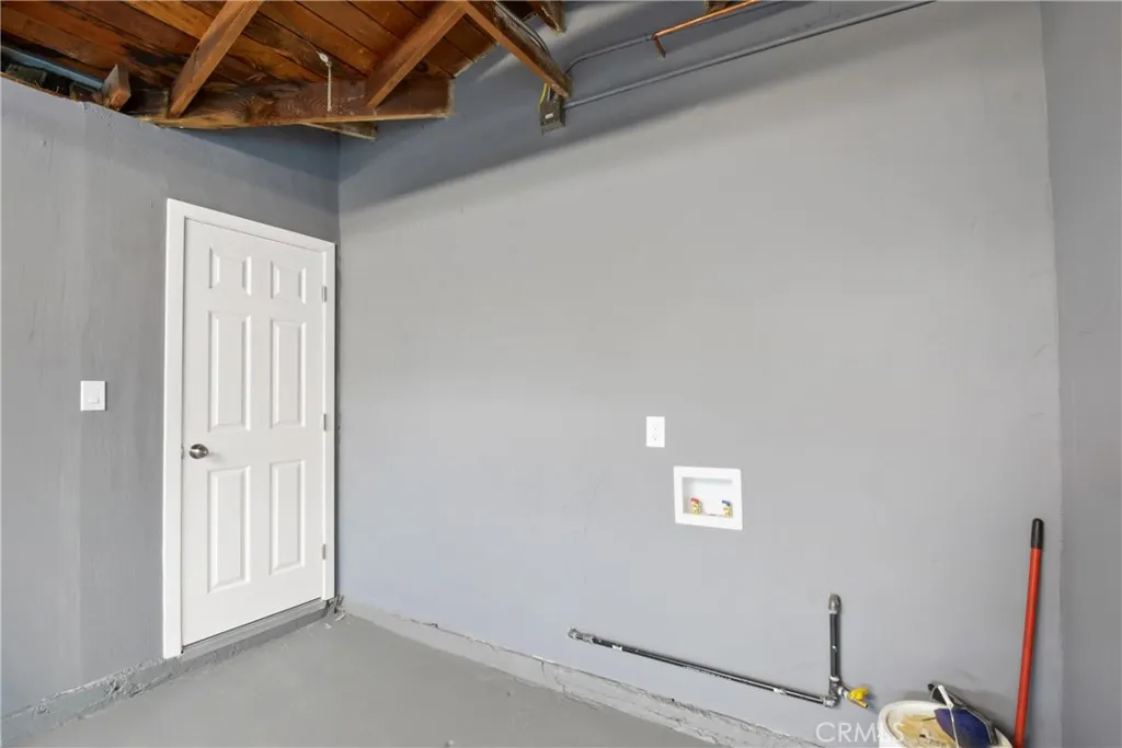 339 W Mauna Loa Avenue, Glendora, California 91740 home-pic-34