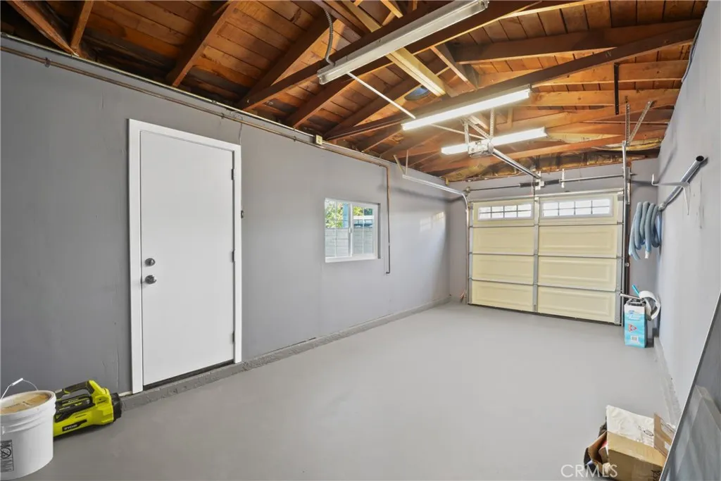 339 W Mauna Loa Avenue, Glendora, California 91740 home-pic-33