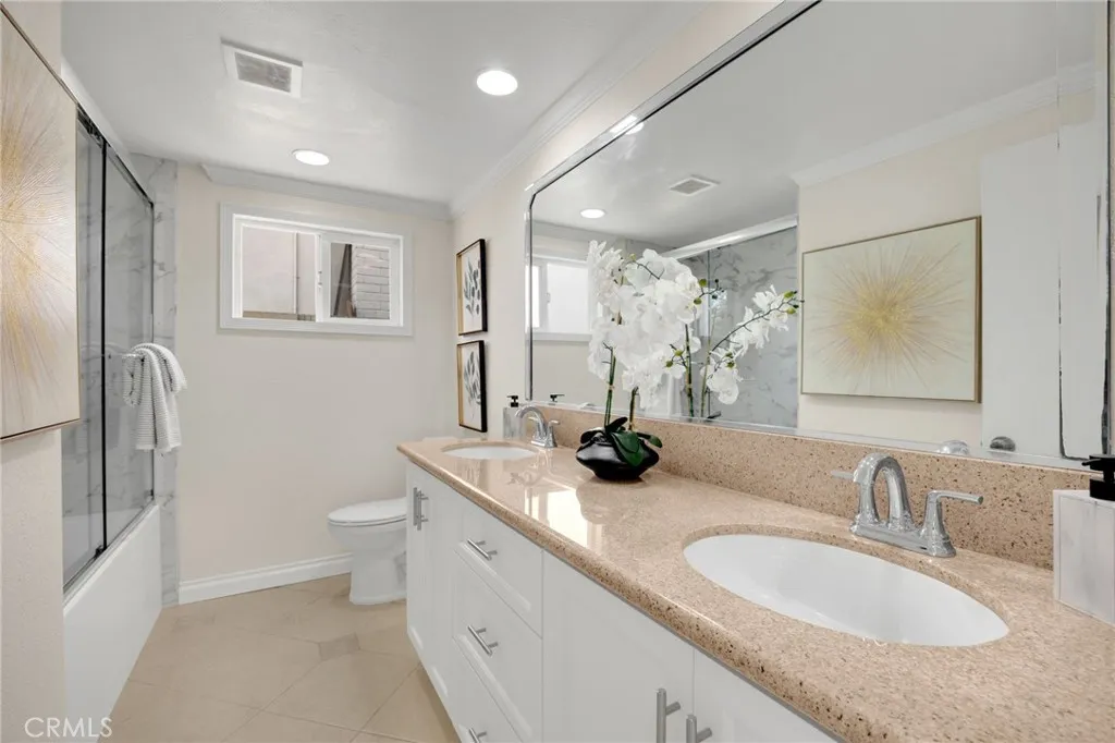 6781 Bridgewater, Huntington Beach, California 92647 home-pic-24