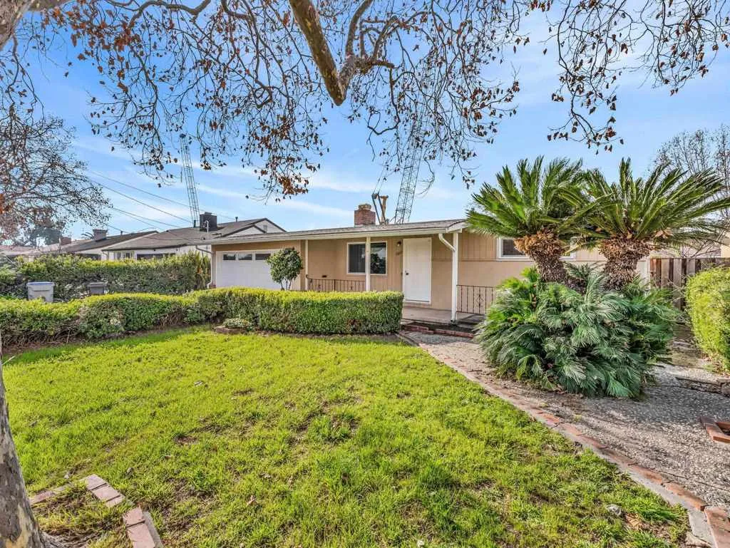 10311 Dover Way, San Jose, California 95127 home-pic-32