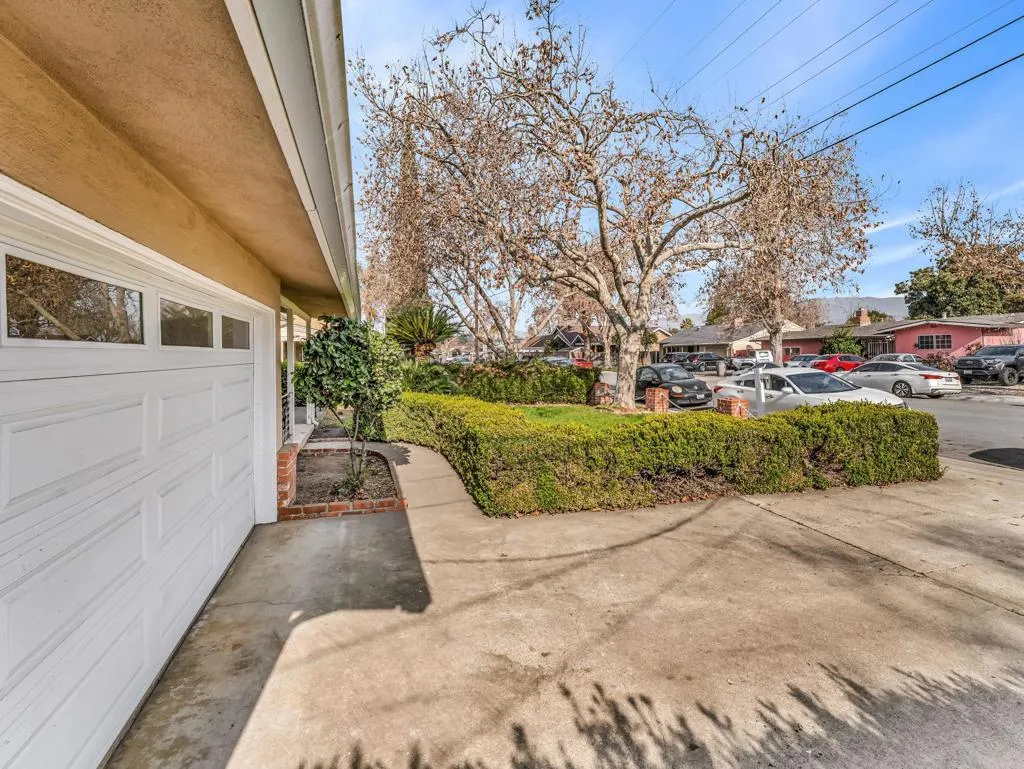 10311 Dover Way, San Jose, California 95127 home-pic-33