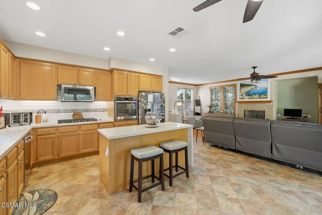 139 Park Hill Road, Simi Valley, California 93065 home-pic-8