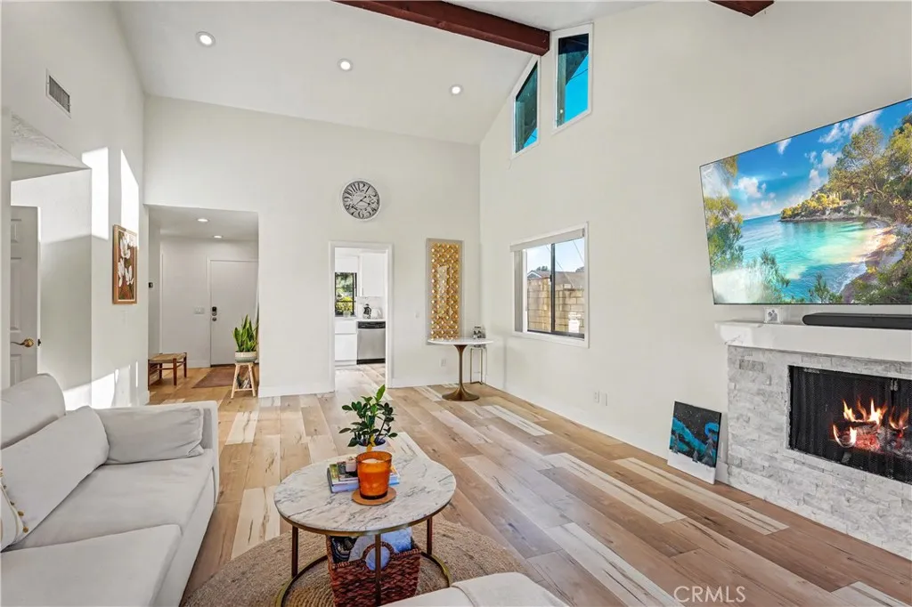 1335 Aphrodite, West Covina, California 91790 home-pic-9