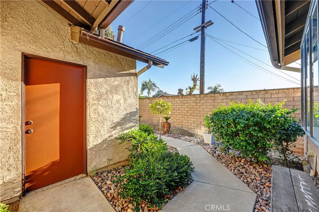1335 Aphrodite, West Covina, California 91790 home-pic-36
