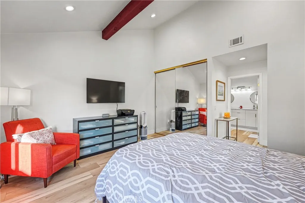 1335 Aphrodite, West Covina, California 91790 home-pic-16