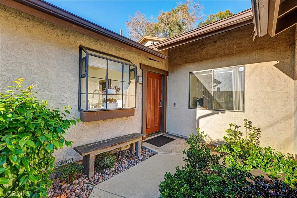 1335 Aphrodite, West Covina, California 91790 home-pic-5