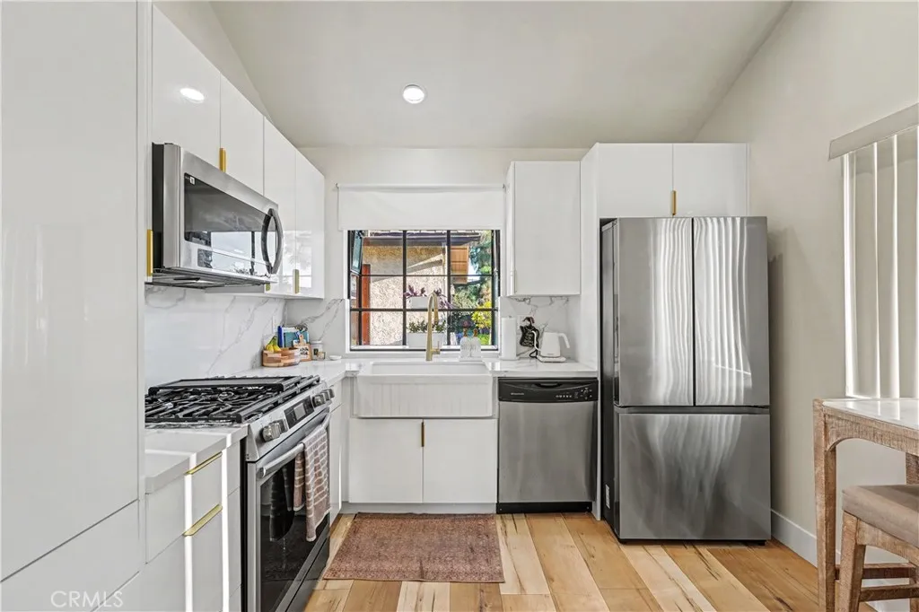 1335 Aphrodite, West Covina, California 91790 home-pic-13