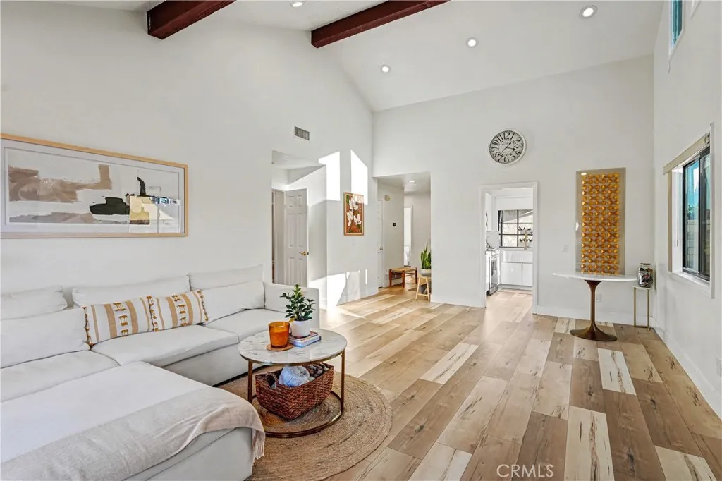 1335 Aphrodite, West Covina, California 91790 home-pic-11