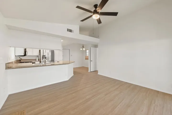 09_75258_La_Sierra_Dr_Jan_309_mls