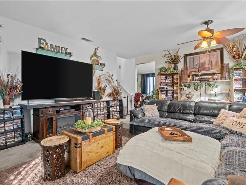 528 Memphis Court, Hemet, California 92545 home-pic-6
