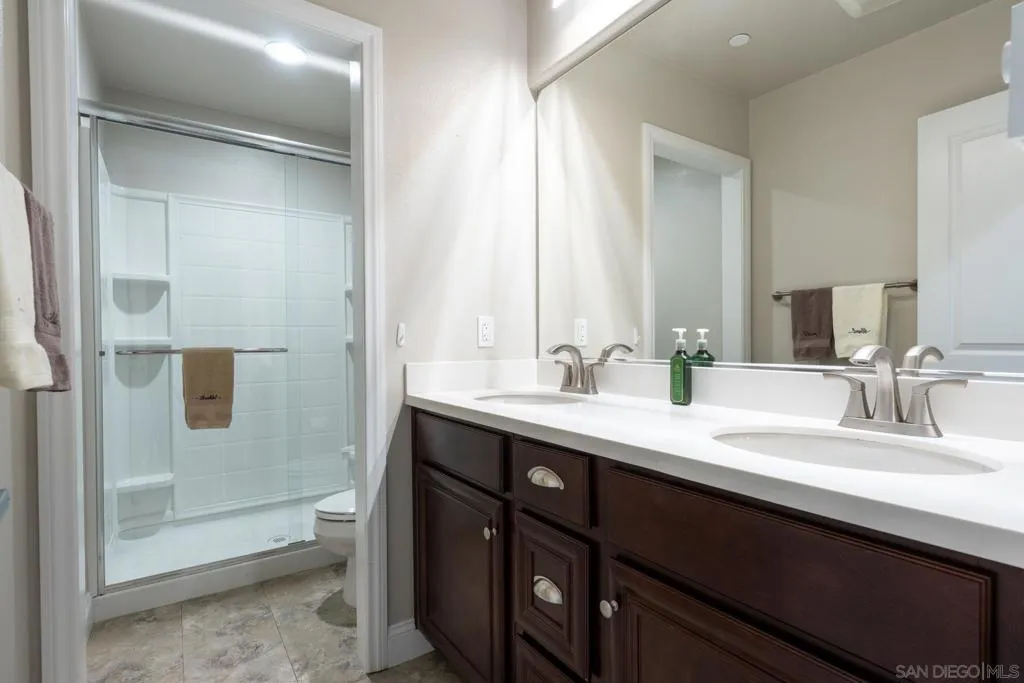 11727 Coriander Way, Corona, California 92883 home-pic-30