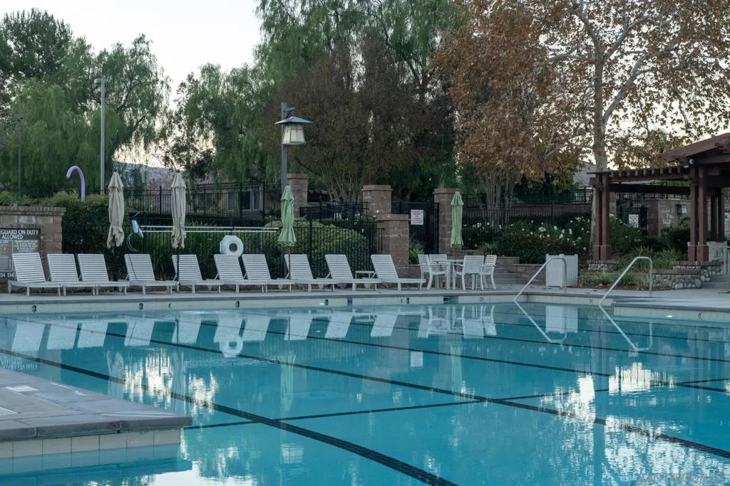 11727 Coriander Way, Corona, California 92883 home-pic-73