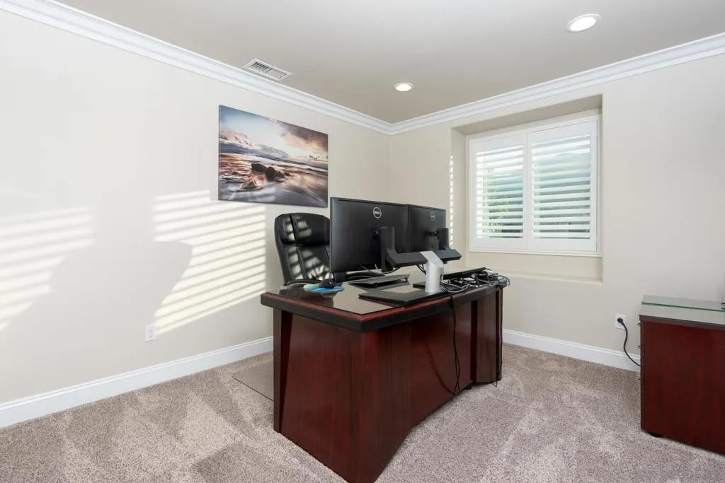 11727 Coriander Way, Corona, California 92883 home-pic-32