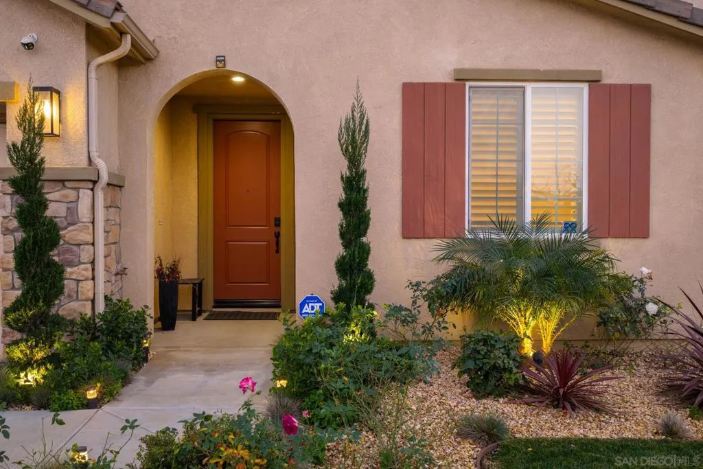 11727 Coriander Way, Corona, California 92883 home-pic-8