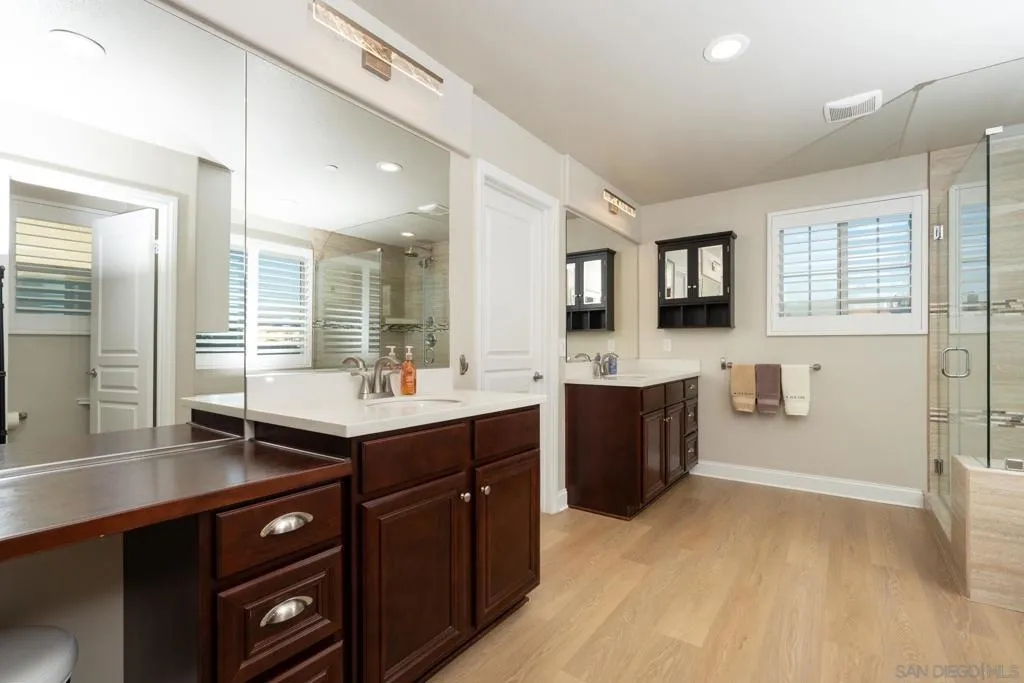 11727 Coriander Way, Corona, California 92883 home-pic-24