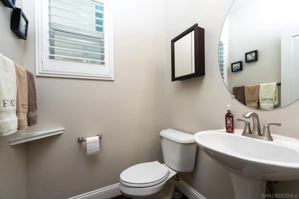 11727 Coriander Way, Corona, California 92883 home-pic-20