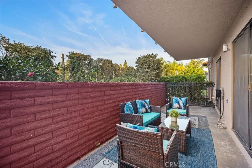 851 Ronda Mendoza B, Laguna Woods, California 92637 home-pic-9