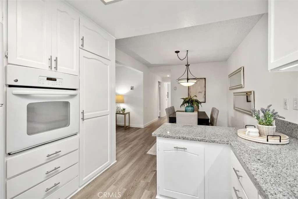 851 Ronda Mendoza B, Laguna Woods, California 92637 home-pic-22