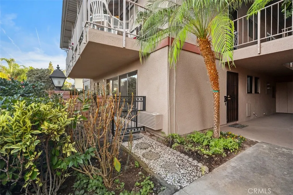 851 Ronda Mendoza B, Laguna Woods, California 92637 home-pic-4