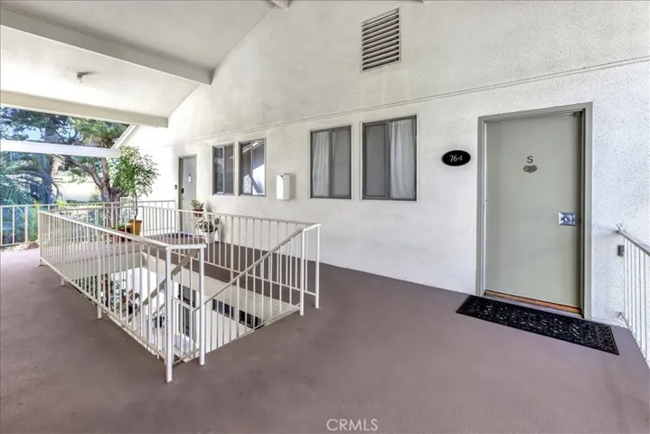 76 Calle Aragon S, Laguna Woods, California 92637