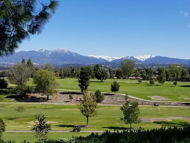 76 Calle Aragon S, Laguna Woods, California 92637