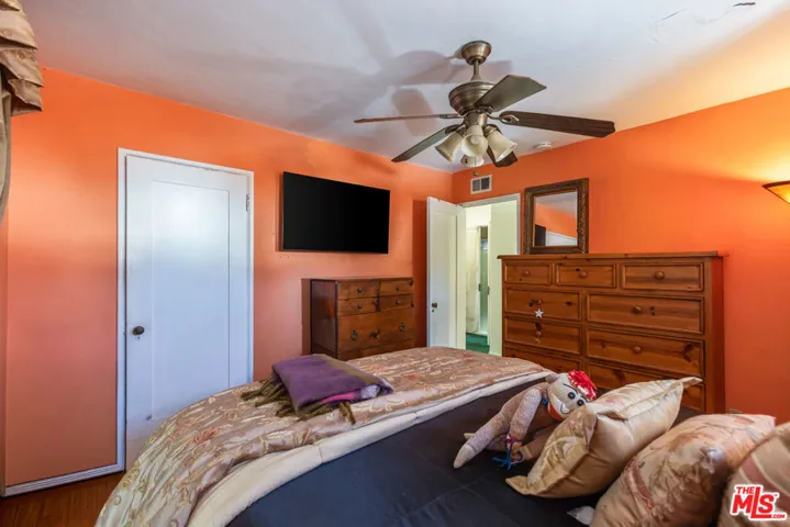Upstairs bedroom