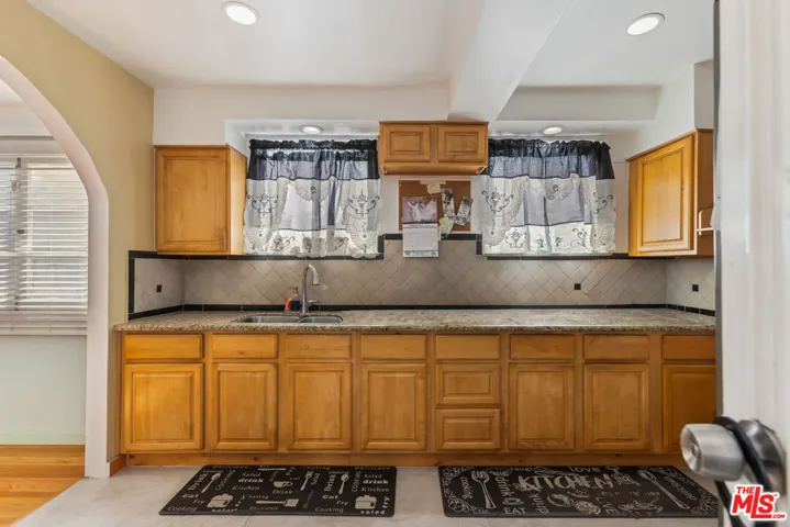 Digitally Alt. Kitchen