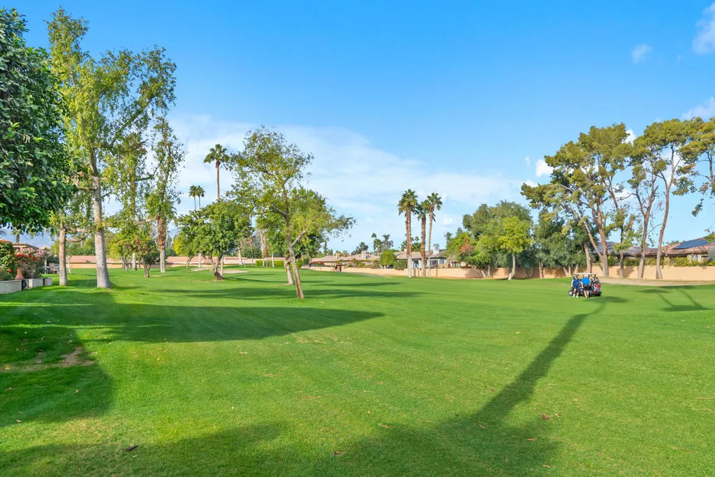 77620 Woodhaven Drive N, Palm Desert, California 92211 home-pic-18