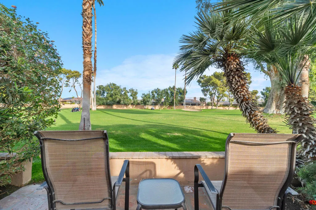 77620 Woodhaven Drive N, Palm Desert, California 92211 home-pic-2