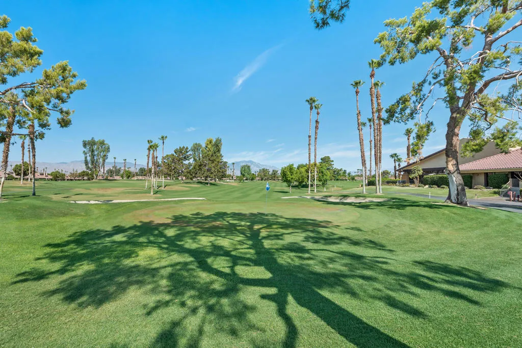 77620 Woodhaven Drive N, Palm Desert, California 92211 home-pic-36