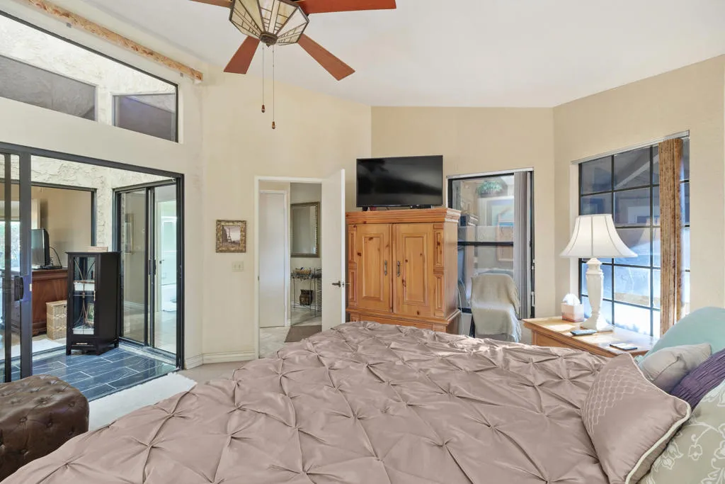 77620 Woodhaven Drive N, Palm Desert, California 92211 home-pic-22