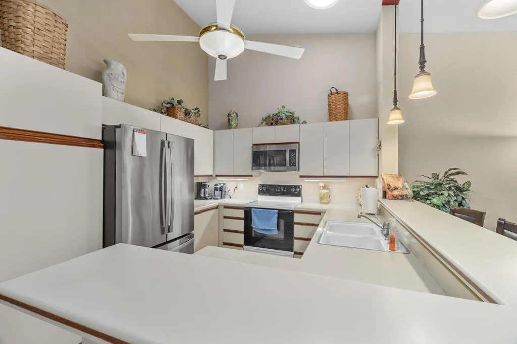 77620 Woodhaven Drive N, Palm Desert, California 92211 home-pic-11
