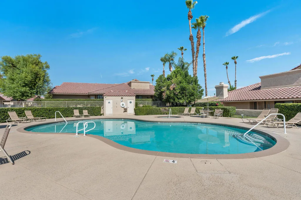 77620 Woodhaven Drive N, Palm Desert, California 92211 home-pic-32