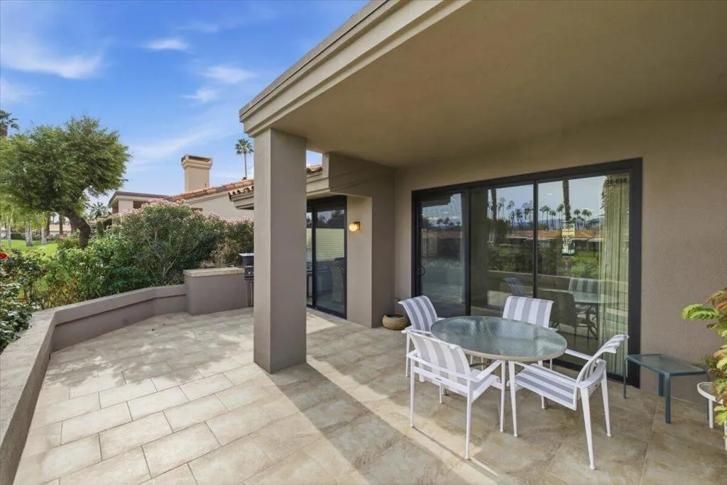 38658 Dahlia Way, Palm Desert, California 92211 home-pic-37