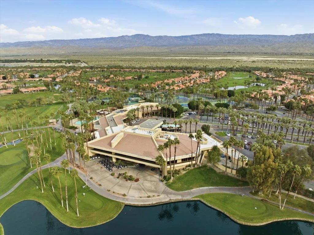 38658 Dahlia Way, Palm Desert, California 92211 home-pic-49