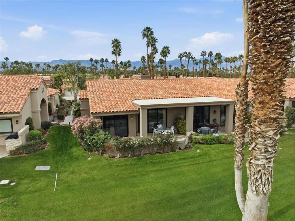 38658 Dahlia Way, Palm Desert, California 92211 home-pic-3