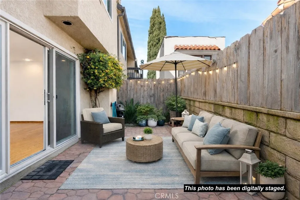 4425 E 5th A, Long Beach, California 90814 home-pic-16